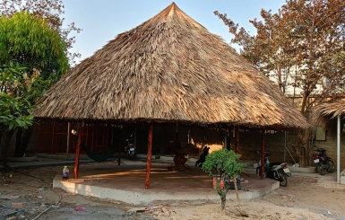 Báo giá thiết kế và thi công nhà chòi mái lá khung sắt đẹp mới nhất