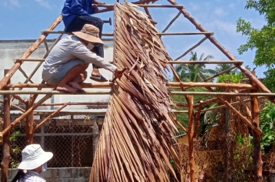 Thi Công Chòi Lá Dừa