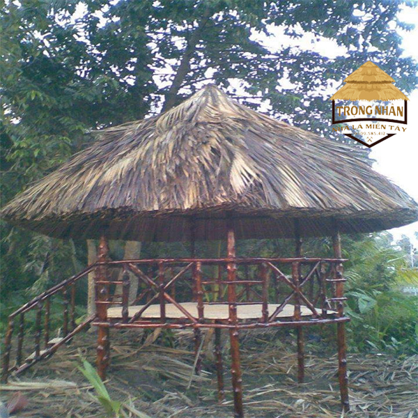 Nhà lá miền tây sử dụng lá dừa khô để làm mái lợp